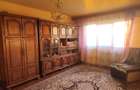 Inchiriez apartament cu doua camere - zona Lama - 2