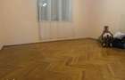 Casa 4 camere situata pe colt intr-o locatie buna in zona Gai