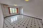 Apartament cu 3 camere decomandat în Costin Georgian - 2
