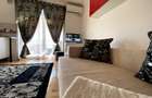 Proprietar 2 camere + parcare proprie