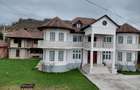 Casa cu 5 camere + teren intravilan de 1209 mp in Iscroni- Aninoasa - 1