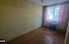 Apartament cu 3 camere, etaj 3, zona Liceul Lucian Blaga