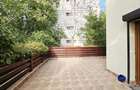 Crangasi, apartament la curte si terasa si garaj - 2