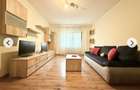 Ofer spre inchiriere apartament cu 3 camere - 2