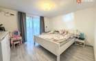 COMISION 0% Duplex despartit prin garaj, 5 camere, teren 660 mp in Sanandrei