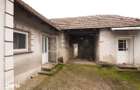 RECO Casa cu 4 camere in Burzuc - 1