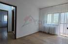 Zimbru - Tigarete, 3 camere decomandat 81mp, bloc din 91 - 2