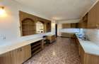 Inchiriere spatiu birouri Zarnesti | 21 de camere | Suprafata 450 mp - 13