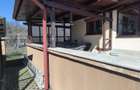 Casă cu 6 camere cu Canalizare în Păulești - 12