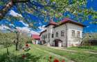Casa Valea Mare Pravat (Campulung-Arges ) - farmec interbelic - 9915 mp teren - 3