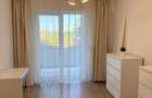 3 camere, balcon si loc de parcare pe malul lacului Baneasa,