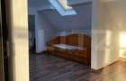 Casă mare, în Centrul Vechi din Deva - 10 camere, ideal locuință + investiție