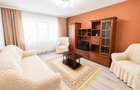 Inchiriez apartament 3 camere - 4