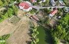 Domeniu de 13.054 mp cu vila de ~1.000mpc si lac privat Teisori, Bulbu