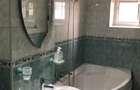 Inchiriez apartamement 3 camere etaj 1 in spate LDL SUD OMV - 8