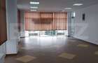 Spatiu comercial, 110 mp, etajul 1, vitrina, zona Burdujeni
