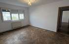 Vand apartament cu 4 camere zona Dacia
