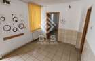 Spa?iu Comercial sau Birouri de Inchiriat - 1