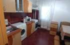 Apartament 2 camere 53 mp, semidecomandat,et 1,Str Imparat Traian (in spatele scolii 11)
