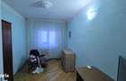 Apartament 3 c decomandate , 2 bai, etaj 1 la bulevard
