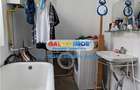 Nerva Traian, 1 apartament si 2 gars. in vila, SU 133 mp, teren 156 mp