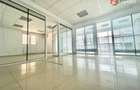 Spatiu comercial de vanzare, 585 mp,locatia excelenta, Timis - 16