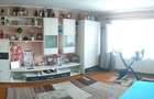 Apartament cu 3 camere decomandat în Carpați 2