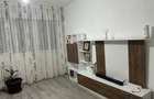 Vand apartament doua camere