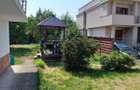 Ap. 2 camere, in casa cu gradina, Grigorescu, str. Sinaia - 10