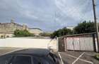 Casa din caramida, cu garaj si curte proprie zona centrala Constan