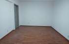 Apartament nemobilat, parter, ideal birouri