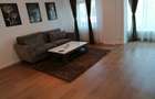 De vanzare Apartament 3 camere situat pe str Mihai Viteazu,la sosea vis a vis de Mall Aurora