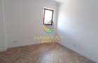 Apartament 3 camere parter inalt cu gradina proprie de 128 mp ?i pomi - 1