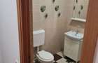 Inchiriez apartament de 3 camere - 12