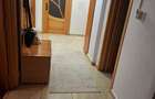 Se ofera spre vanzare un apart. spatios cu o suprafata de 65 mp, 3 cam. decomandate, et. 1, 2 bai, ideal atat pentru locuit, cat si pentru investitie - 2