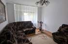 De inchiriat Apartament 3 camere, etaj 1 - 2