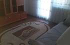 Vand apartament cu 3 camere, zona 9 Mai - 7