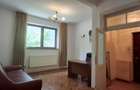 Cotroceni, Romniceanu, parter in imobil mic, spatios, 3 camere, balcon, birouri