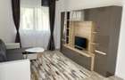 Proprietar inchiriez ap.2 camere, 2 balcoane, parcare, lift, 58 mp utili,negociabil - 1