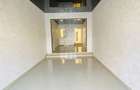 Inchiriez spatiu comercial str traian nr 55 - 6