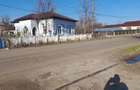 Casă cu 6 camere cu Teren 1300 Mp în Spătărei - 1