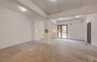Spatiu comercial | 340 mp | Lift marfa | Curent electric trifazic