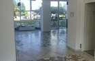 Far - bd. 1 Mai, spatiu comercial 83 mp. - 1