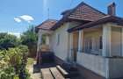 Casa in mediu rural cu teren
