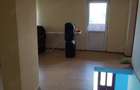 Casă cu Teren 1000 Mp în Central - 3