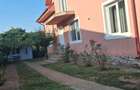 Casă cu Teren 1000 Mp în Central - 1