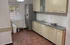 Inchrriez apartament 3 camere - 7