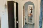 Inchiriez apartament micro 18