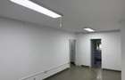 Spațiu comercial, de 70 mp, în Central - 6