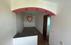 Apartament cu 3 camere, de , zona sud, scoala 8 - 2